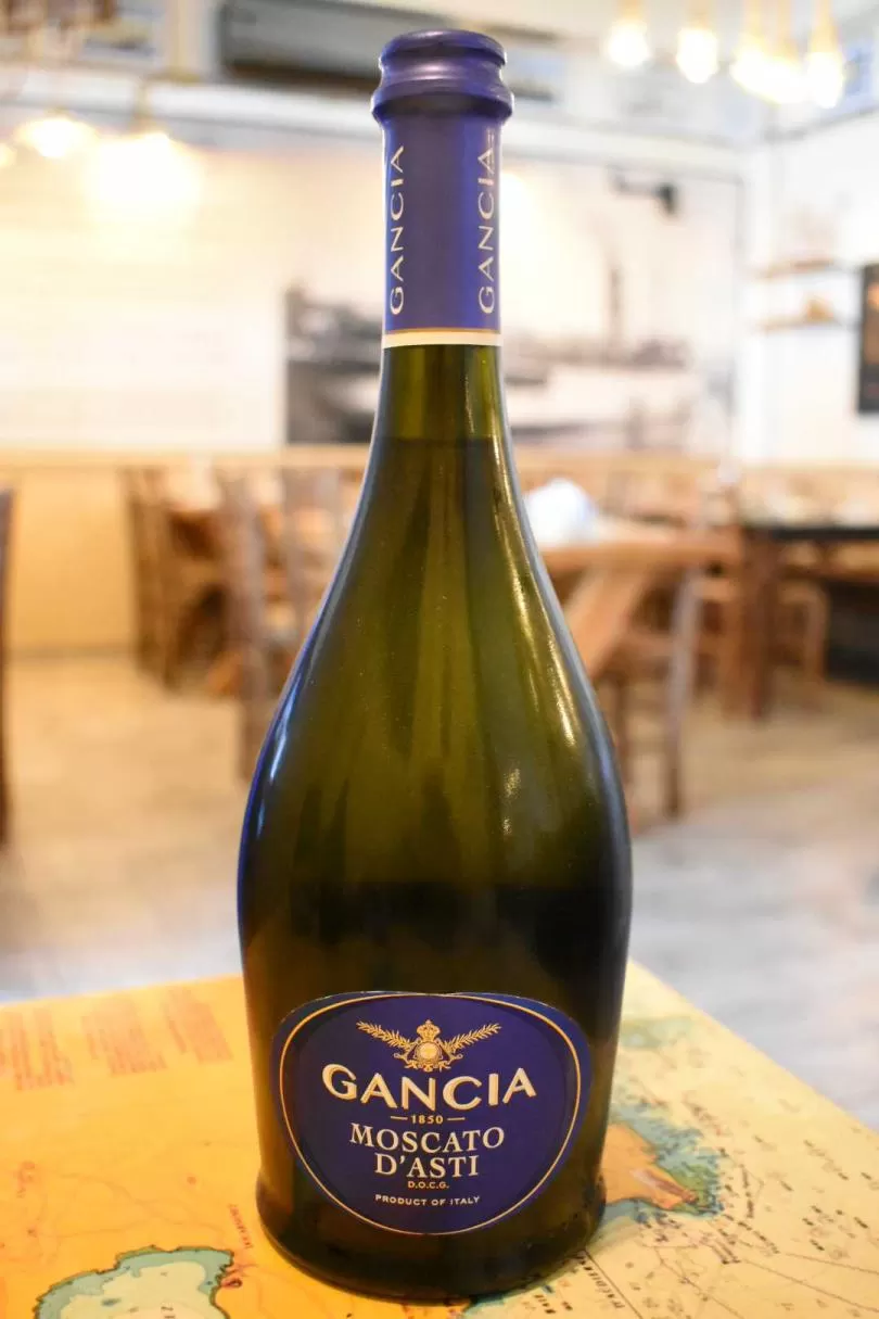 Gancia Moscato dasti sparkling semi-sweet wine 750ml