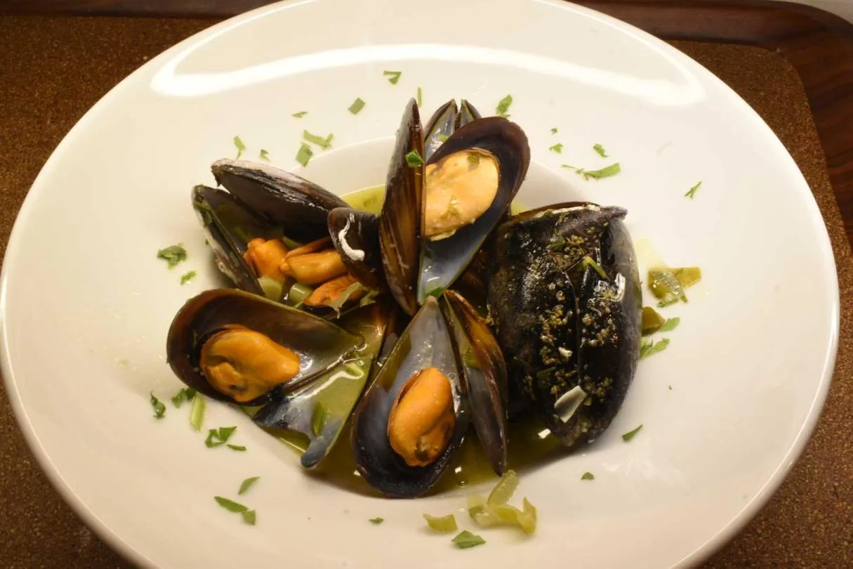 Steamed Mussels